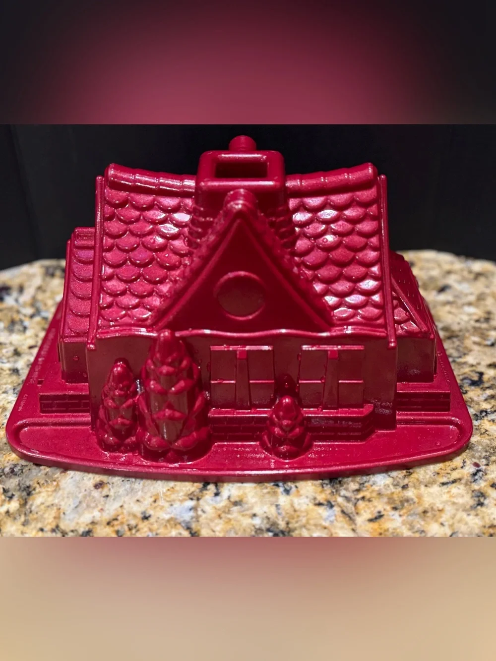 Nordicware Festive Red Gingerbread House Cast Heavy Duty Bundt Cake Mold